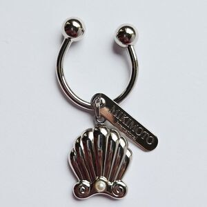 Mikimoto International Shell Keychain Silver Tone Pearl Key Ring Holder Japan